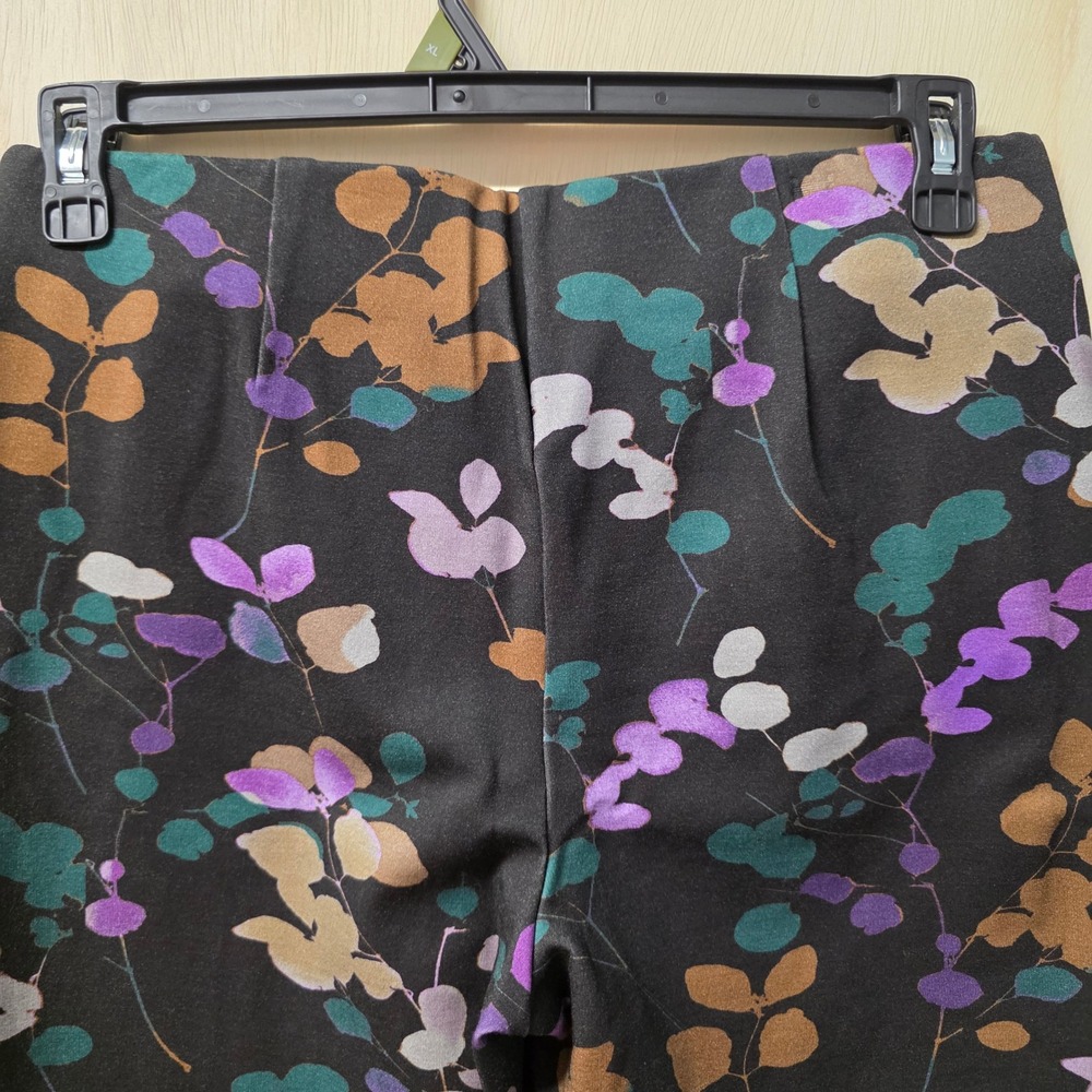 Chicos Brigit Slim Ankle Pants Womens 1 US 8 Black Purple Botanical Leaf Print - Picture 10 of 16